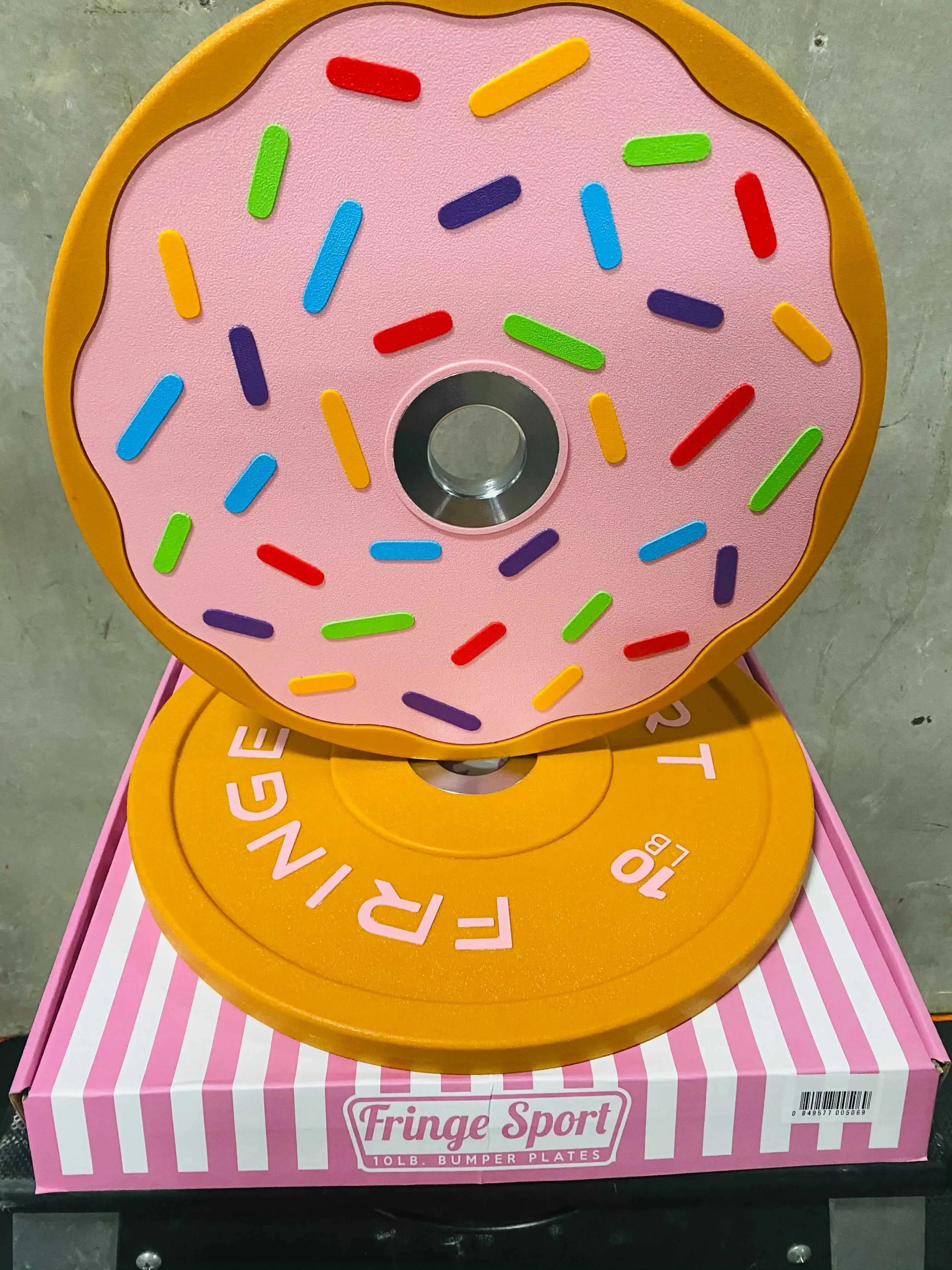 Chocolate & Vanilla 10lb Donut Plates - Image 9