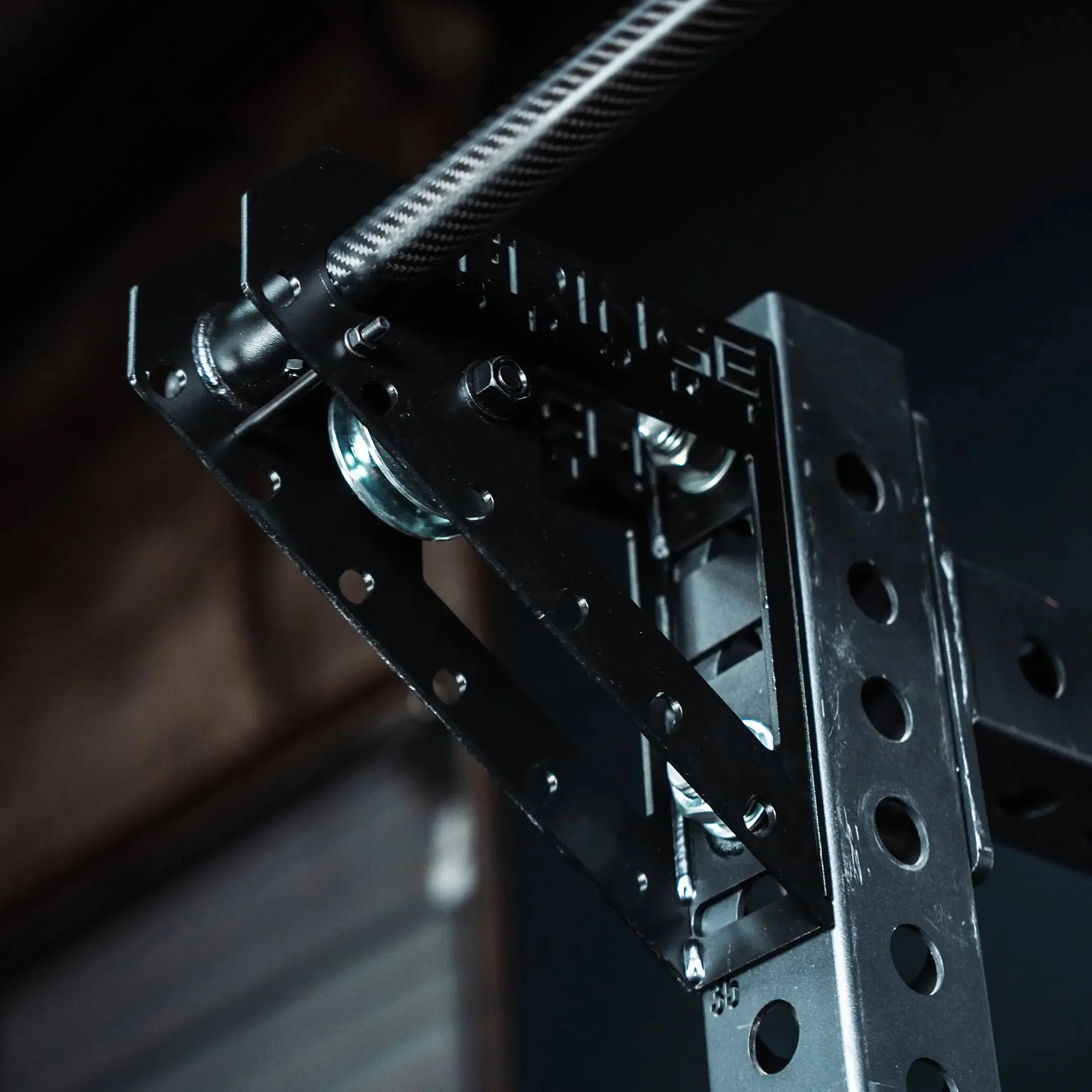Carbon Fiber Pull Up Bar - Image 8