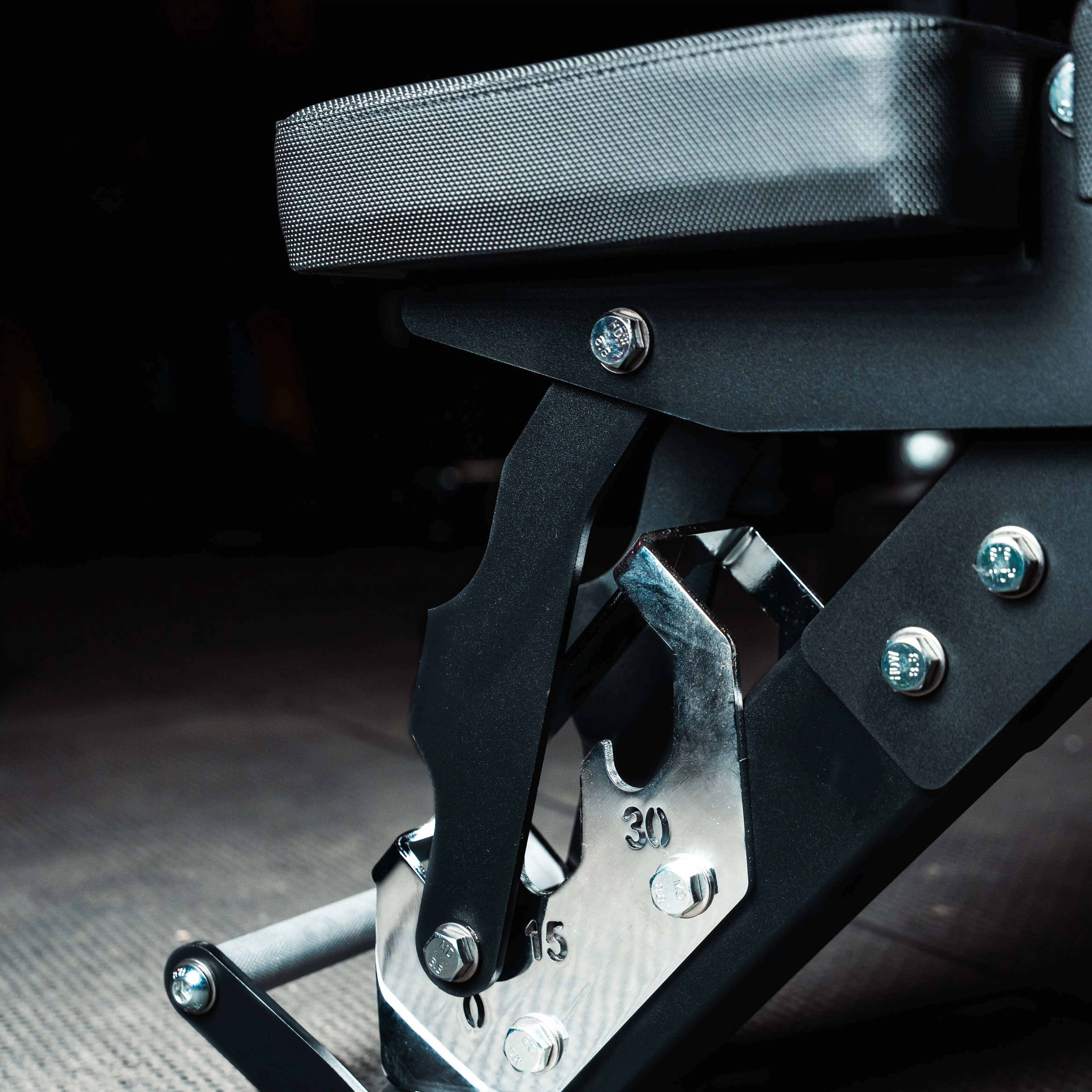 Falcon Bench - Image 11